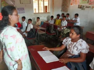 seven hills trust school image